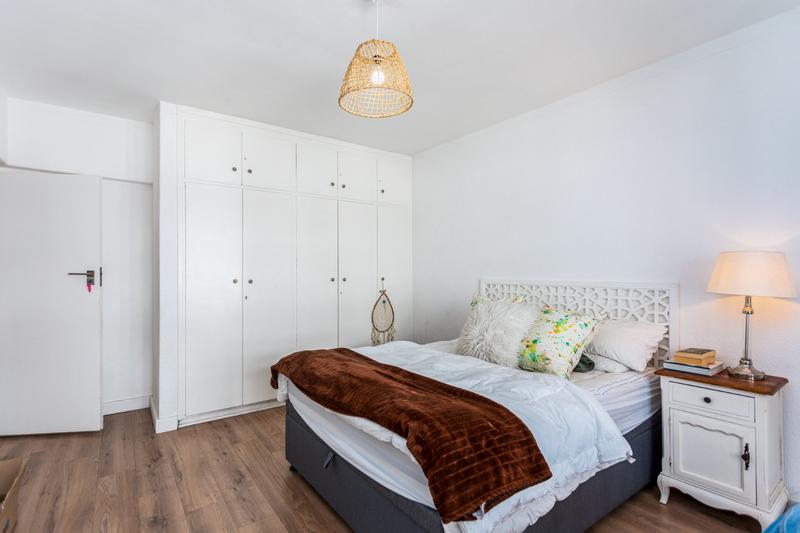 2 Bedroom Property for Sale in Gardens Western Cape